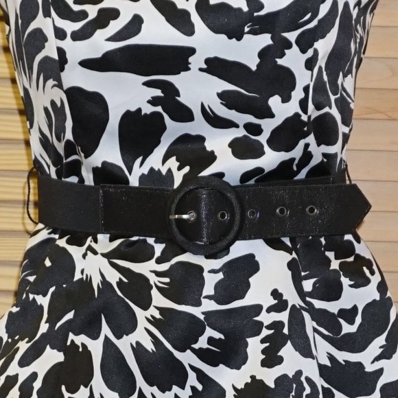 Mandee White/Black Floral Mini Dress - Picture 5 of 7